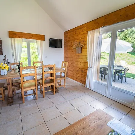 Village De Les De L'aubrac Holiday home *